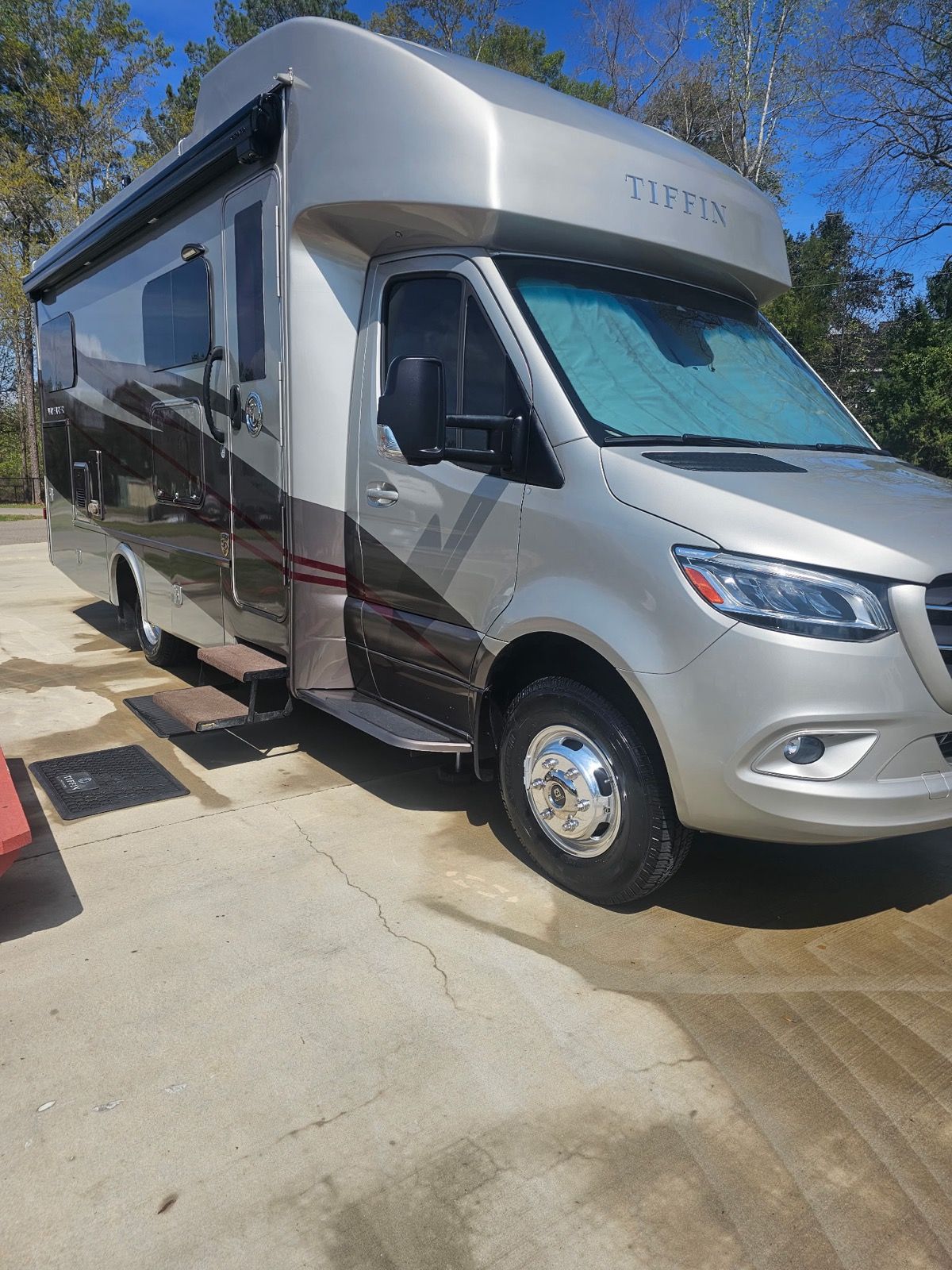 Class C motorhome cleaned