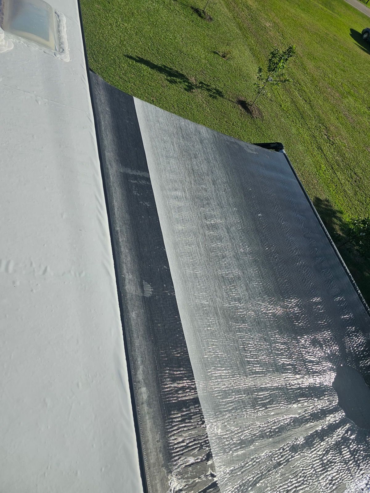 RV roof and awning detail