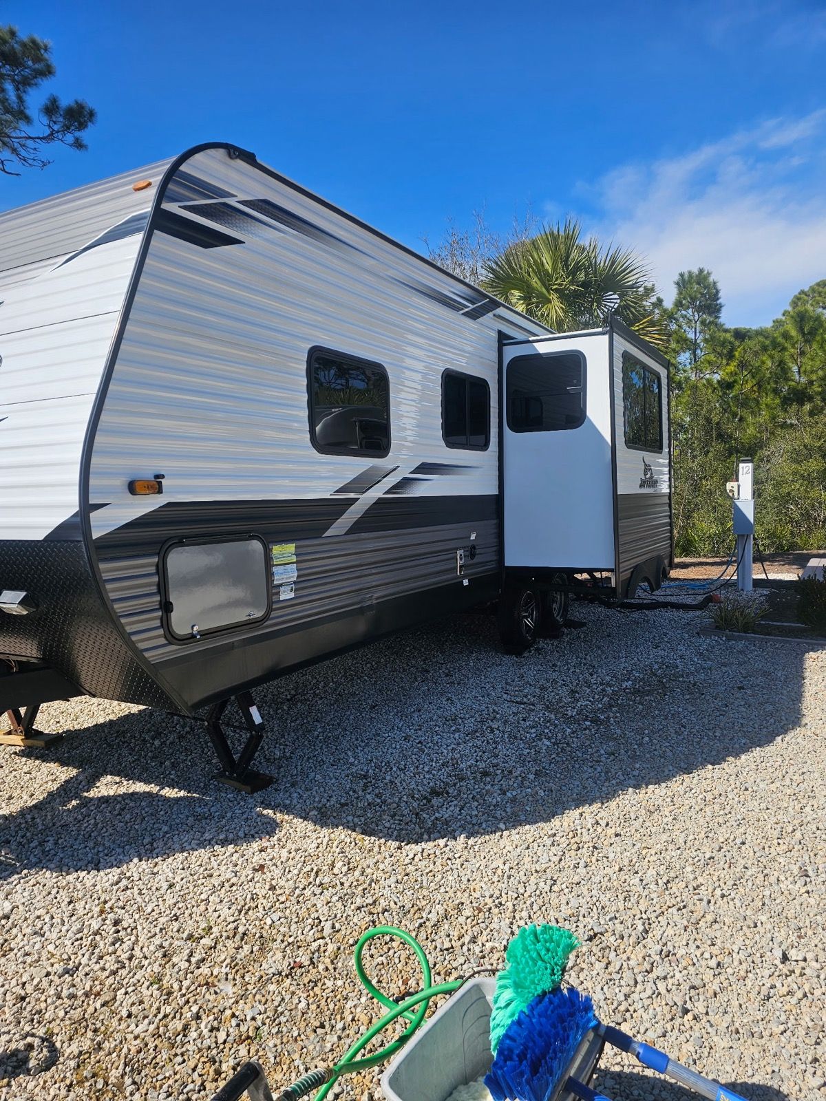 Travel trailer exterior clean