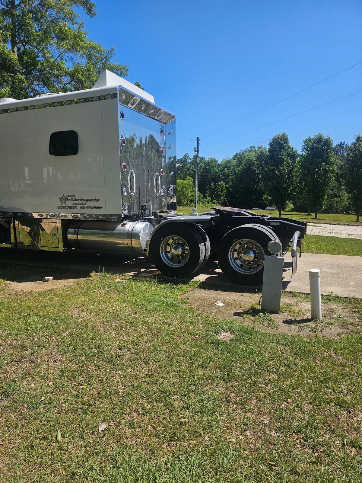 Trailer and hitch detail